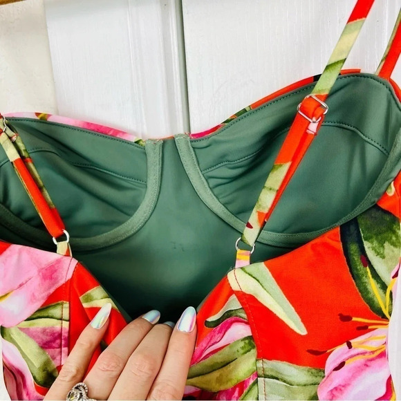 NWT Mara Hoffman Desiree Underwire One Piece Swimsuit Red Lily Floral XS - Picture 6 of 10